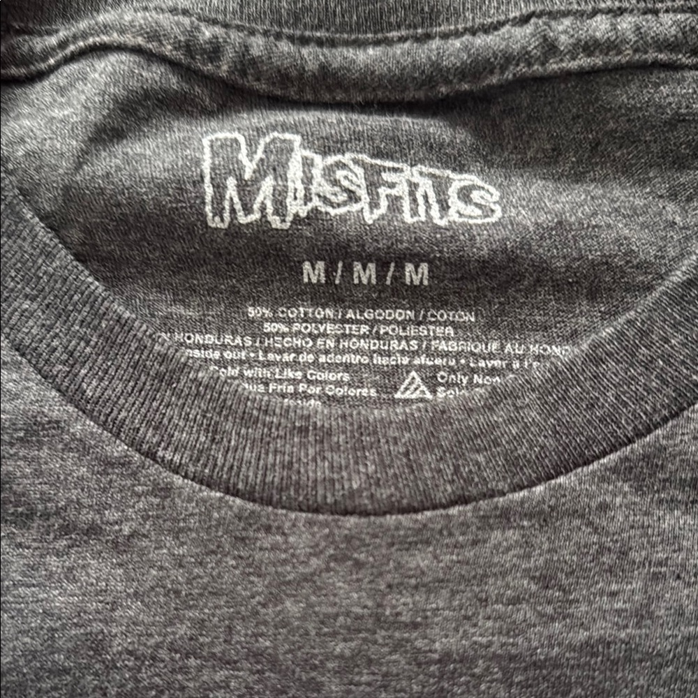 Misfits Gray Graphic T-Shirt - NEW! - Picture 2 of 2